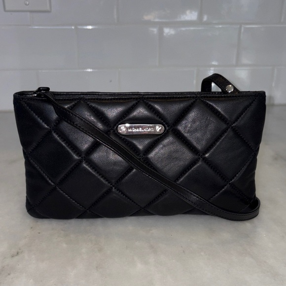 Michael Kors Webster Quilted Leather Wallet Convertible Crossbody Clutch - Picture 1 of 16